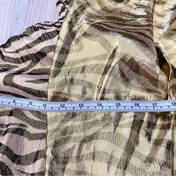 NWOT Figue Maisie Metallic One Shoulder Dress Sz S - Picture 6 of 9